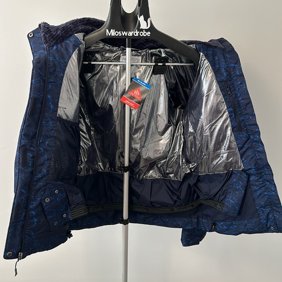 Columbia Women’s Lay D Down II jacket - Picture 9 of 10